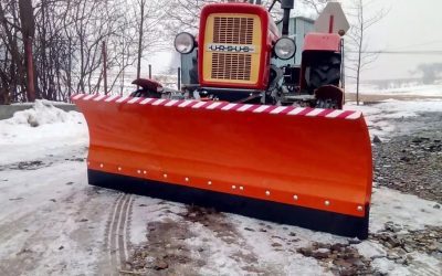 Pługi śnieżne na zimę.