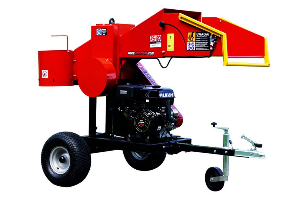 Rębak do drewna – jak dbać i przedłużać żywotność urządzenia?