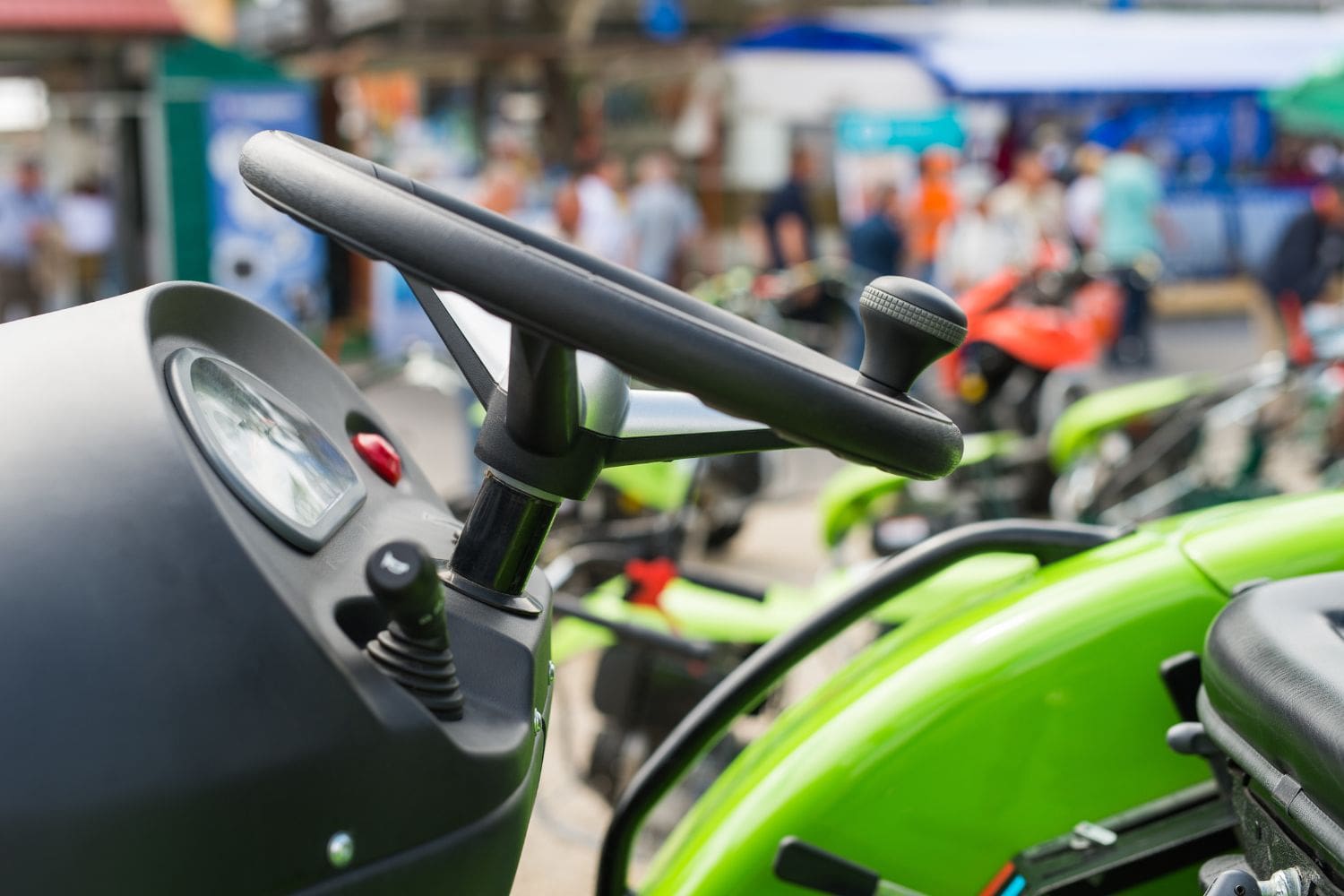 wspomaganie do traktora montaż