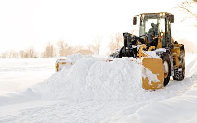 Pług do odśnieżania – jak przygotować sprzęt przed sezonem zimowym?