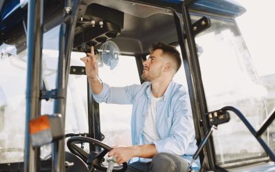 Systemy wspomagania hydraulicznego w traktorach – co warto wiedzieć?