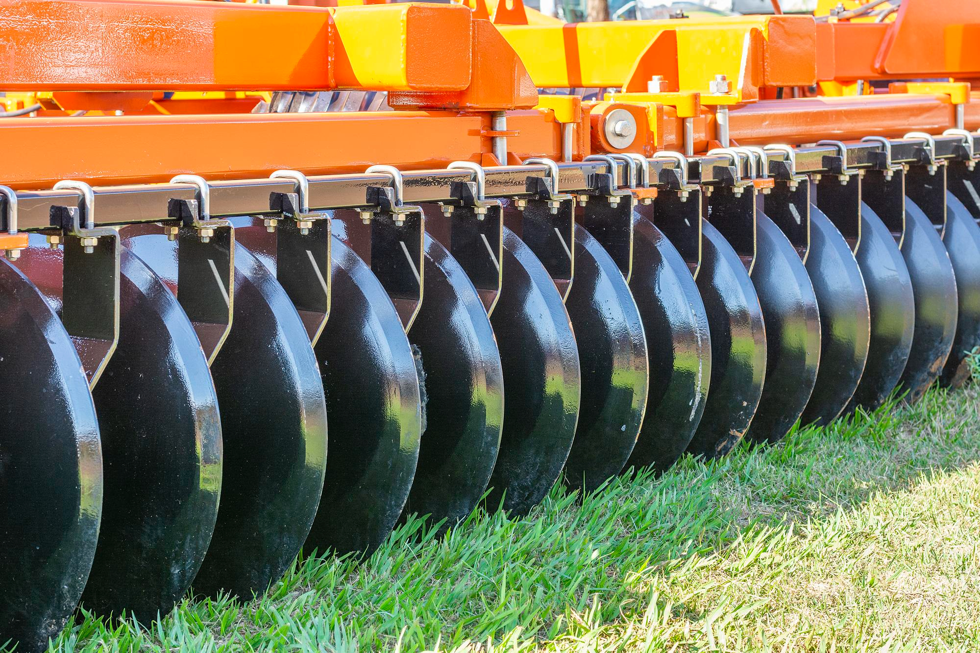 Brony wirnikowe / wirówki polowe - zastosowanie i dobór do różnych gleb